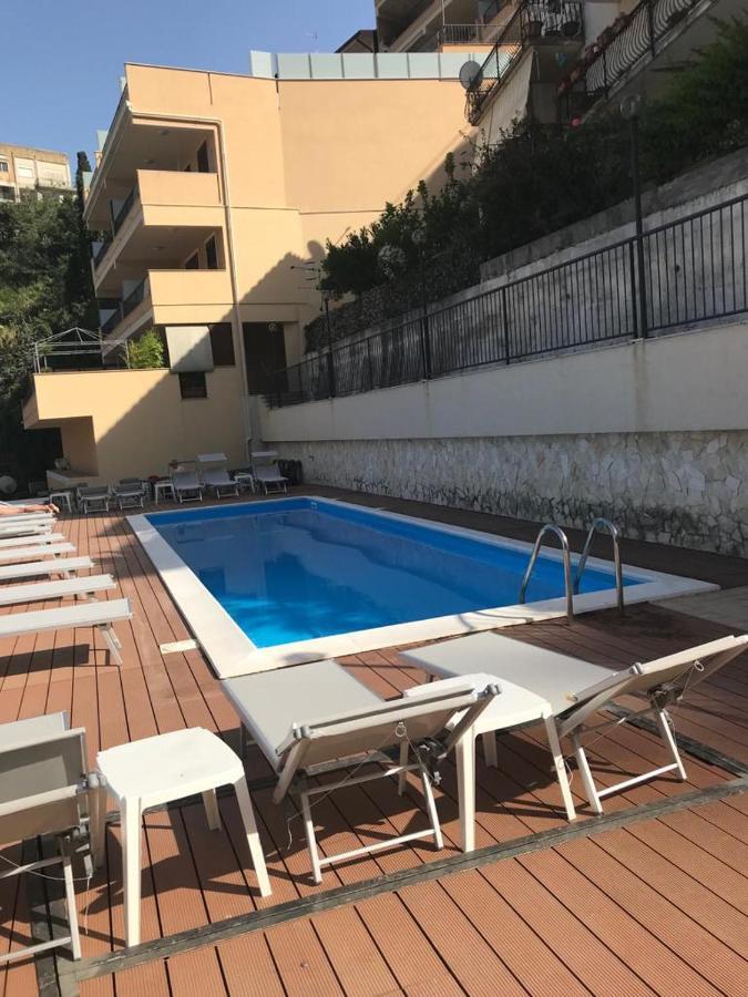 Apartamento Il Piccolo Diavolo Taormina Exterior foto